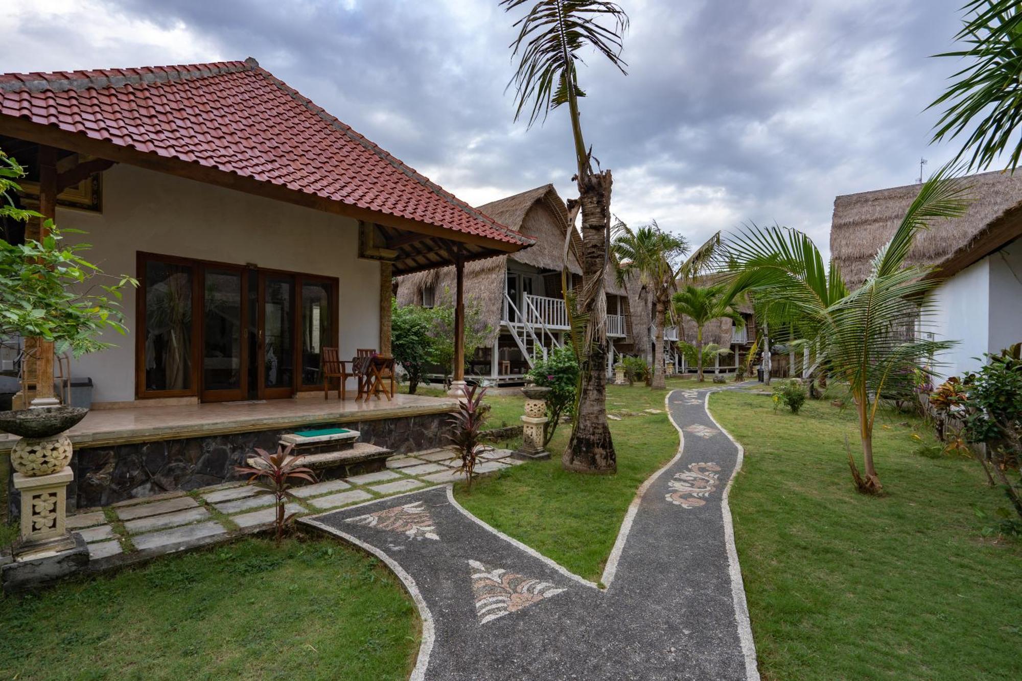 Mushroom Beach Bungalows Нуса-Лембонган Экстерьер фото