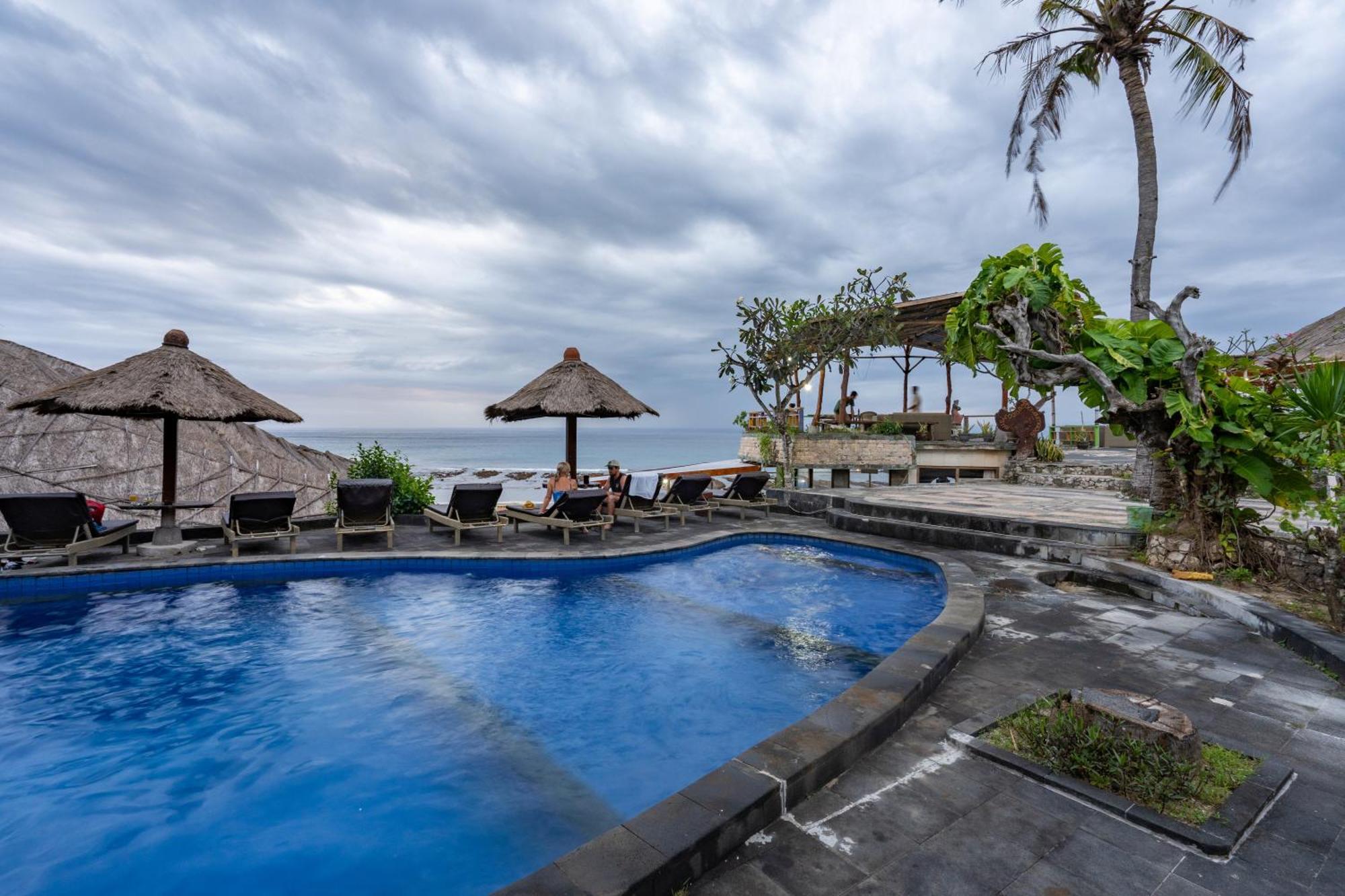 Mushroom Beach Bungalows Нуса-Лембонган Экстерьер фото