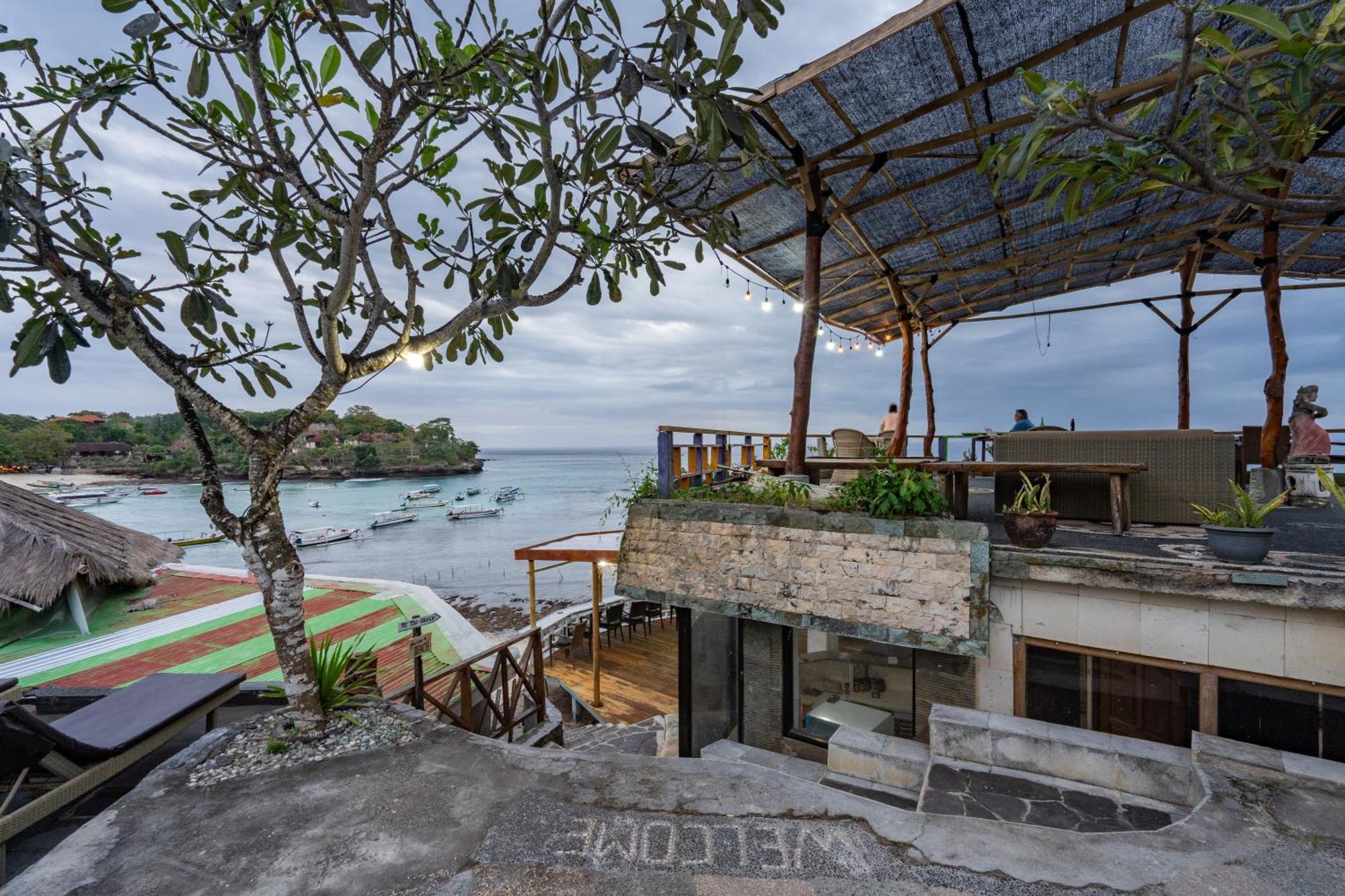 Mushroom Beach Bungalows Нуса-Лембонган Экстерьер фото
