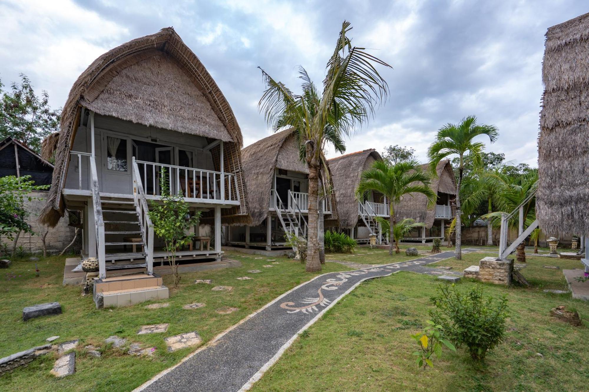 Mushroom Beach Bungalows Нуса-Лембонган Экстерьер фото